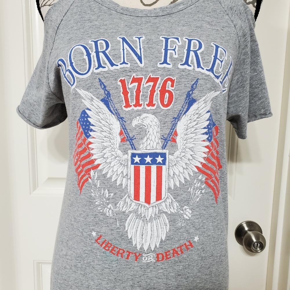🇺🇸 Color Bear Cold Shoulder Tank 🇺🇸 - Picture 2 of 5